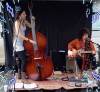 Kiss My Boots play Lismore Farmers Market