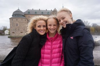 Swedish Sisters
