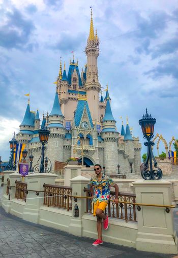 Disney Magic Kingdom Orlando, FL - Venturardo Entertainment Copyright (c) 2019
