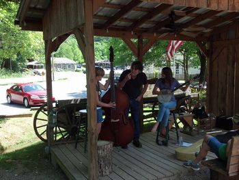 Jerry explains to Lucy Brewster, North Vernon, IN, that it is proper for a bass player to drool just a little bit.