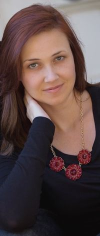 I am so thankful for the opportunity to work with Fearless Memories. I’m a bit of a perfectionist and working intricately with some of the most beautiful jewelry is both relaxing and rewarding to me when I think of what these pieces represent. It is truly one of my greatest joys.
Amy Reid