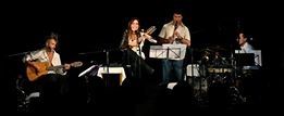 Special guest at Muri Kultur (Switzerland) with the Sofia Rei group. With Sofia Rei (vocals, compositions), J.C. Maillard (guitar), Tupac Mantilla (percussion), September 2013