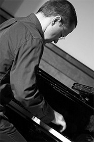 Bartosz Hadala pianist The Nightwatchers reviews