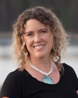 Lisa Lawson, Minister of Music
