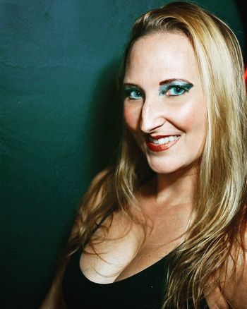 ⭐️? Rasa Vitalia #LosAngeles Tour #entertainment #bellydancer Photo by Markus Alias April 21, 2017 RasaVitalia.com