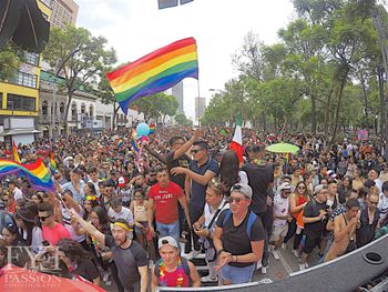 Amazing photos of Mexico's Gay Pride & Mexico's Soccer win! Fotos increíbles del orgullo gay de México y la victoria del fútbol de México. ?⚽?? Mucho fiestas en 23 de Junio, 2018! Photos by the famous Fotos del famoso JuanCarlos EyeofPassion - juancarlos@eyeofpassion.com Dance/Bailerina: Rasa Vitalia - Rasa@RasaVitalia.com ?✨ #MexicoCity #CDMX #DF #CiudaddeMexico #Pride #orgullo #Gay #futbol #soccer #WIN