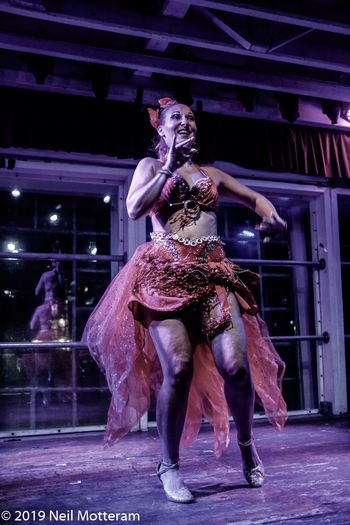 @RasaVitalia #mambo , #salsa , #samba #dance performance at @HubbaHubbaRevue @dnalounge 11.4.19. Photos by dodgy rock'n'roll photography RasaVitalia.com #show