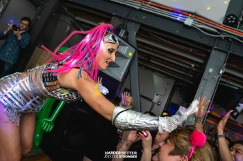 ⚡ZAP!! ⚡ ✨ @RasaVitalia presents her music single "Electric Baby" at Indiegalactic at @publicworkssf (Harder Better Faster Stronger) giant alien disco, Friday, September 14, 2018. Photography by Aaron Chao @djbit ? RasaVitalia.com/music