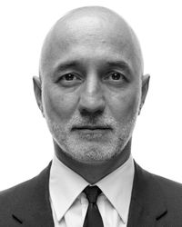 Enio is a performer, teacher and composer. He regularly performs around Melbourne.