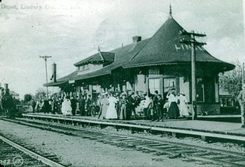Lindsay CPR 1904. Could have been at opening time, and/or a crowd for a large political picnic somewhere..