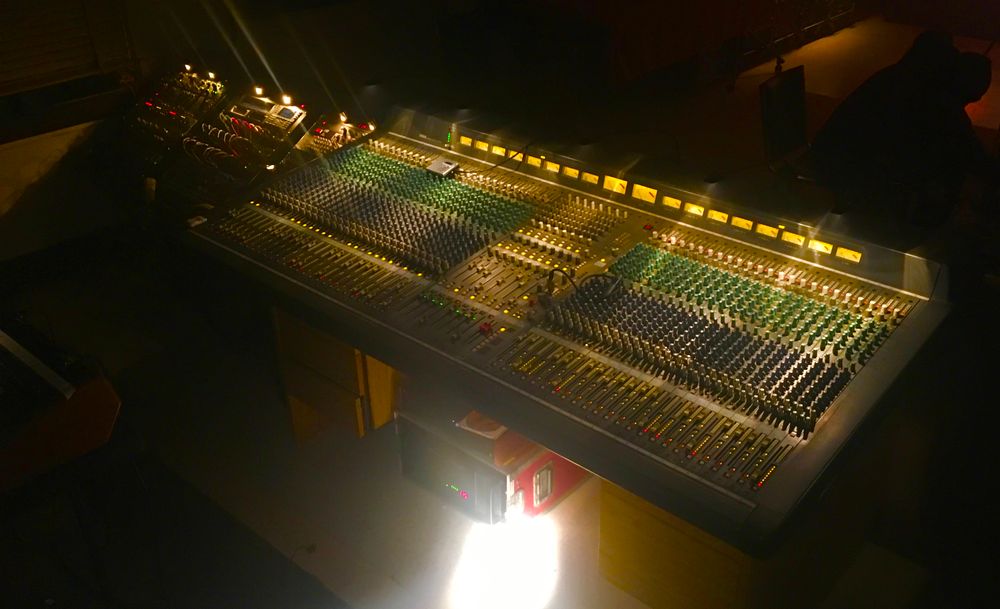 52 Channel live to 24 tk Digital