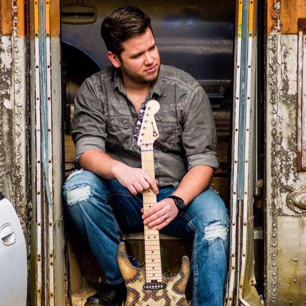 Jesse Shrader- Lead Guitar/Back Up Vocals