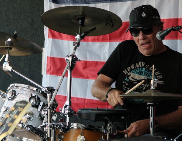 Kevin Walker - The newest member of The Jackstones. Talented drummer, great story teller, beat maker.