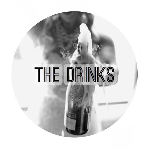 Kick off your post-ceremony drinks with 2 x 45 minute sets whilst you and your guests mingle, nibble & sip on champagne. <b>£400<b>