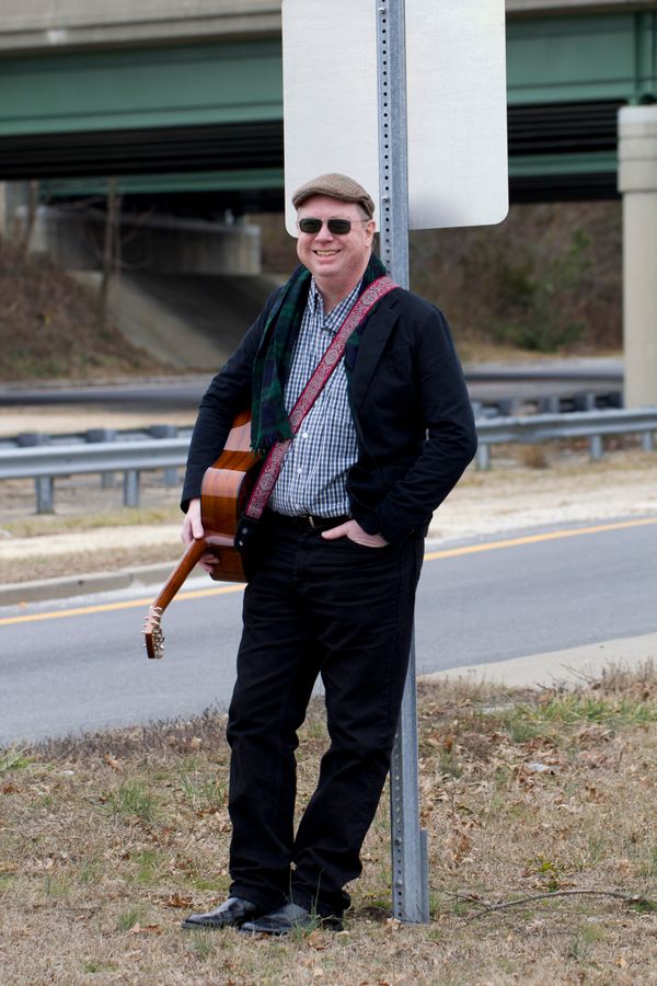Americana Singer/Songwriter Thomas Johnston (photo credit: Brenda Wirth).