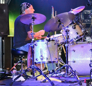 Drummer Billy DiBlasi studied with legendary drummers such as Greg Bissonette, Henry Bellson,
Graham Lear, Dave Weckel, Vinnie Colaiuta, and long-time mentor and friend, Joe Porcaro, father of
the late great drummer, Jeff Porcaro. His credits include playing with well-known artists and hit
songwriters, Jack Wagner, Rick Springfield, John Schneider and Buck Page as well as appearances
on iconic music televisions shows, American Bandstand and Solid Gold.