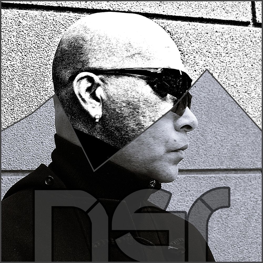 SINGER/SONGWRITER/PRODUCER