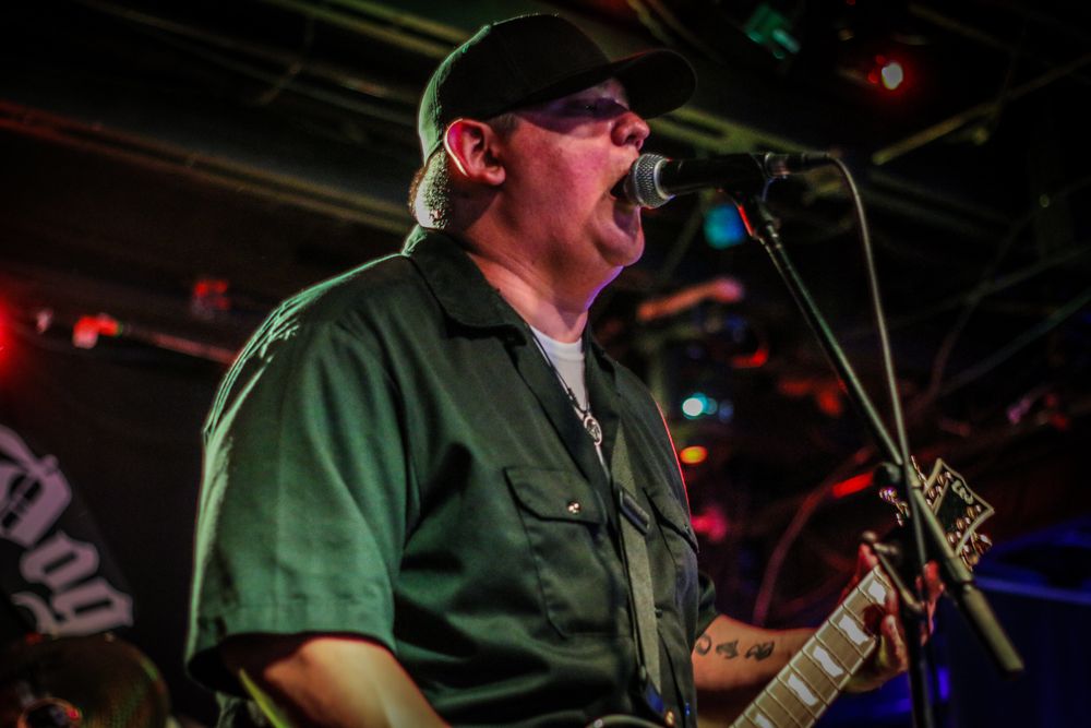 Jim - Guitar, Backing Vocals