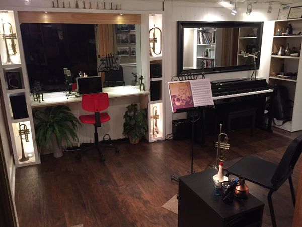 Studio Room