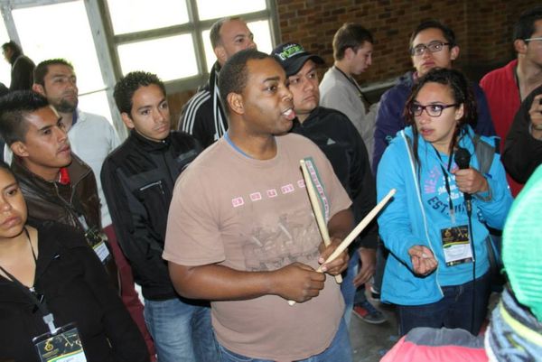 Taller de percusión en Tocancipá, Colombia para TOQUEMUS 2015