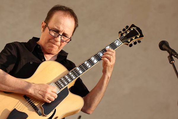 Jazz guitarist Joe Waye