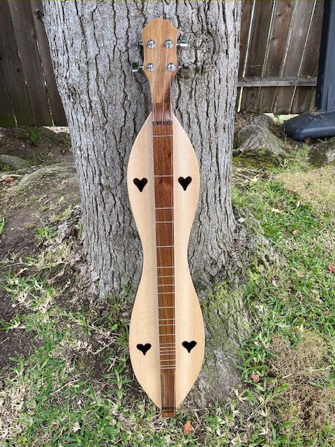 Walnut/Sycamore McSpadden Dulcimer with 26" fretscale
