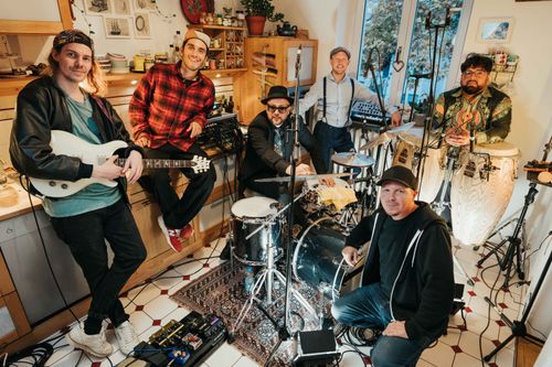 mit Don Cholo feat. Ushuaia Band, 2021