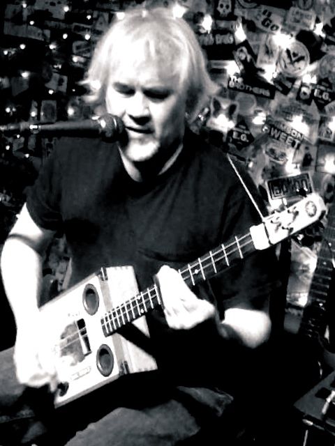 Jeff Powers playing a 3-String Cigar Box Guitar Live @ The Tree Columbus Ohio