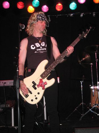 Steve Gerraputa – Bass Guitar/Background Vocals Steve Gerraputa, born in Oceanside, Long Island, joined his first band in Junior High School and never looked back. Past original projects include such bands as Arrival, who opened for Zebra and Joe Lynn Turner, and Front Page.