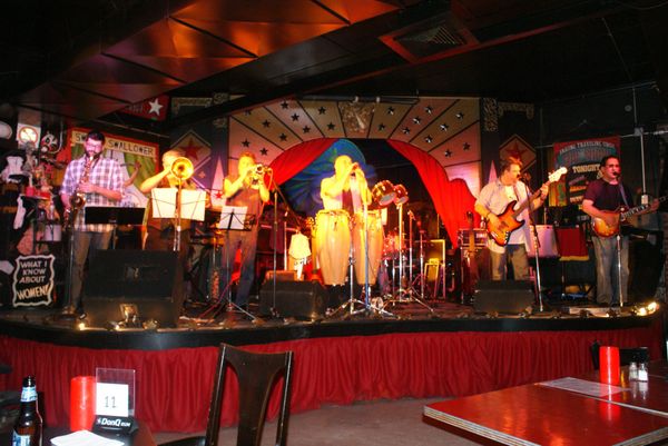 Jamming at Roxy & Dukes with The World Famous Gashouse Gang