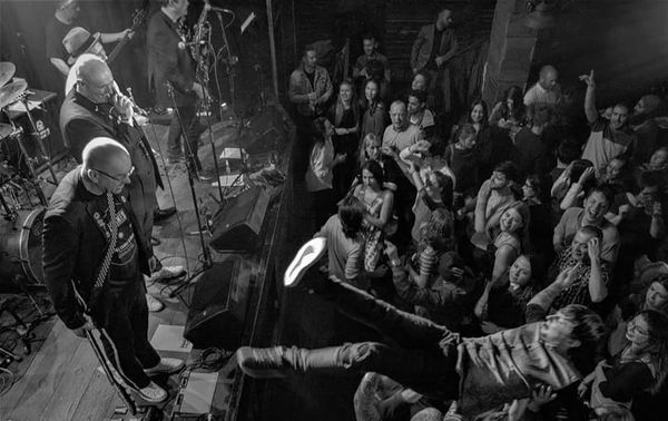Just a slight quite calm night out at The Skapones gig.
Edinburgh Scotland 2019