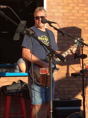 Aaron Rea - Lead Guitar/Vocals