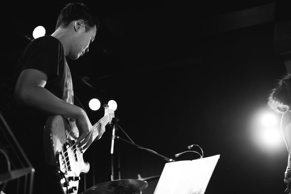 Sung-Jin Hong - bass guitar