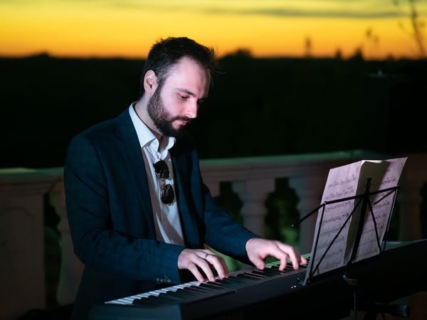 Denis Markin - piano
