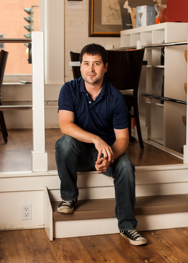 Studio Engineer - Brent Chaisson
Music PEI Nominee for:
Studio of the Year (2016)
Musician of the Year (2016)
Producer of the Year (2018)
Francophone Artist of there Year (DOC, 2016)
New Artist of the Year (DOC, 2016)
Roots Traditional Recording of the Year (DOC, 2016)
ECMA Nominee for:
New Artist of the Year (Kindle, 2001)
Instrumental Recording of the Year (Kindle, 2002)
Photo: Jill Hardy
