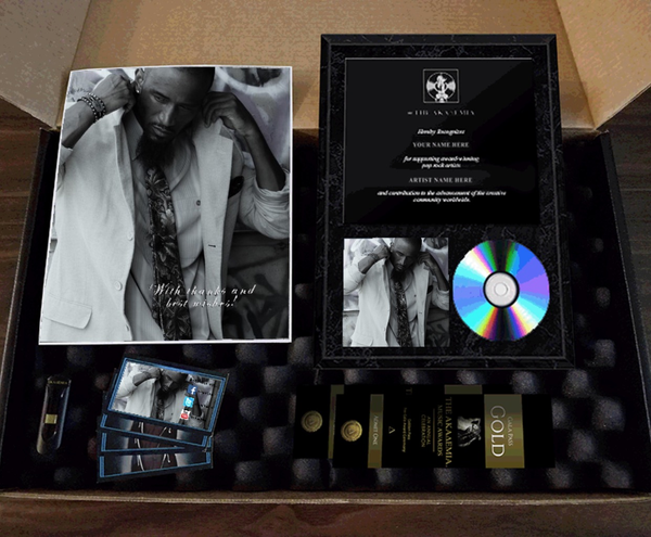 Michael Nove'lll's exclusive fan kits are available at the link below
http://www.theakademia.com/artistkit/MichaelNovelll-Lunch.html