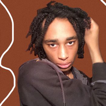 Davonte' - I don't care for this picture, but I was just trying something. The original picture looks better, but I don't like the background. 😆 👎 📸 🤷♂️