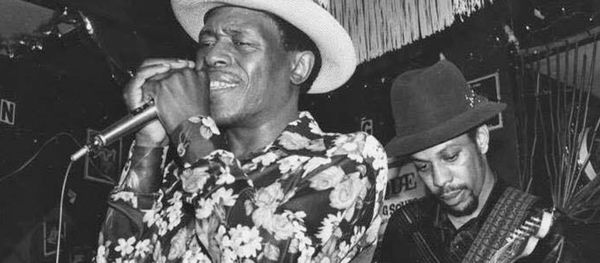 Behind the great Junior Wells.