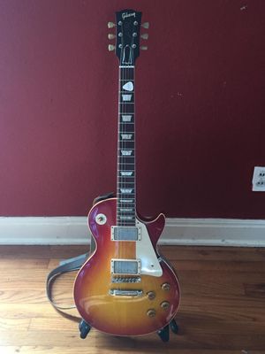This is my 1958 reissue Gibson Custom Shop Les Paul. It has a nice fat neck and great classic tone. I used it on "Rain Girl", "Round and Round" lead, "I'm Ready", "She's in the Garden" leads, "Color of Blue", and "Ball and Chain."
