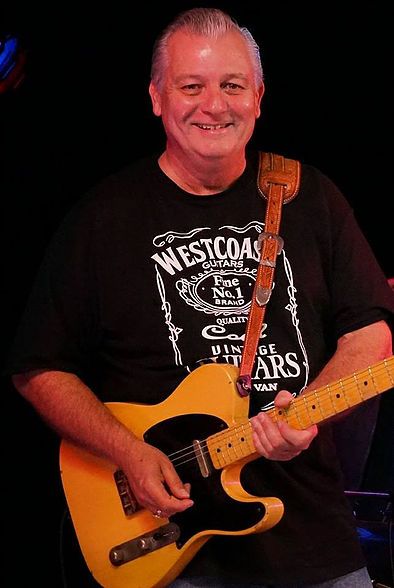 Steve Kozak plays through Quilter Performance amplifiers and plays a Bill Nash T-52 Telecaster. Check out these great products and more at Westcoast Guitars in Vancouver. 110-2741 East Hastings St Vancouver BC 604 682 4422 Glen Smith
