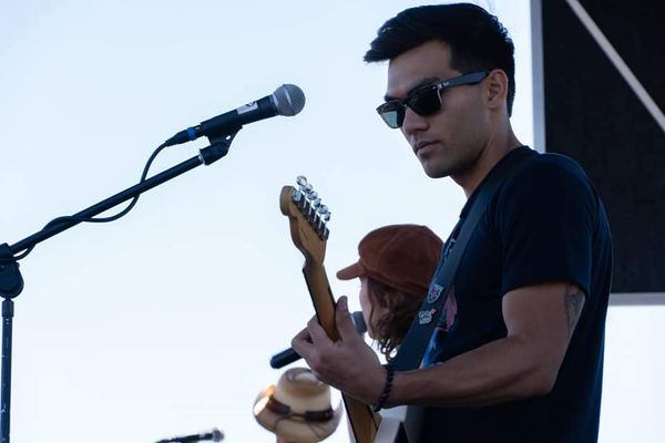 SHANE TRAVIS - LEAD GUITAR