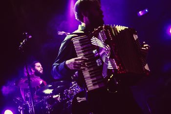 The Discount Orchestra: www.thediscountorchestra.com
