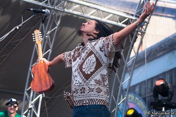 Action shot by Pieter Dewulf for Tropicalidad.be http://www.tropicalidad.be/pivot/entry.php?id=1287.