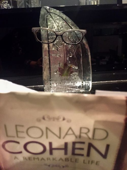 The LYNNeS won 2 Canadian Folk Music Awards and this is what awards do in their downtime.