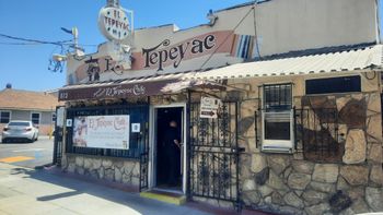 Next was lunch at El Tepeyac Café on Evergreen, one could hope for no better (https://www.eltepeyac.cafe). Originally founded in 1942 at a downtown location, thanks for the recommend Loretta!