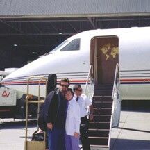 HANGING OUT WITH THE JETSET - TOPDOG PRODUCER CAROL HAYES FLEW MY WIFE AND I TO MEMPHIS IN PRIVATE JET.