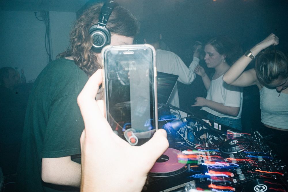Phoenix Manson DJ Mauke
