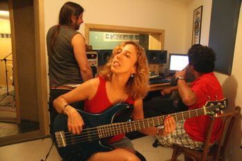 Fernanda Froes-Pruett’s recording sessions at Estudio Cayres - São Paulo, SP, Brazil - Copyright © 2018 Double Feather Productions. All rights reserved.