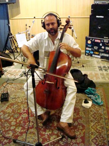 Cellist Dimos Goudaroulis @ Fernanda Froes-Pruett’s recording sessions at Estudio Cayres - São Paulo, SP, Brazil - Copyright © 2018 Double Feather Productions. All rights reserved.