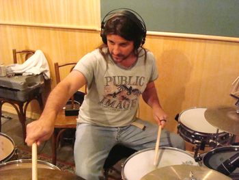 Drummer Gustavo Filipovich @ Fernanda Froes-Pruett’s recording sessions at Estudio Cayres - São Paulo, SP, Brazil - Copyright © 2018 Double Feather Productions. All rights reserved.